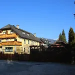 Haus Dorfer 3* Mariapfarr