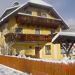Haus Dorfer 3* Mariapfarr