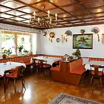 Panzió Haus Dorfer 3*