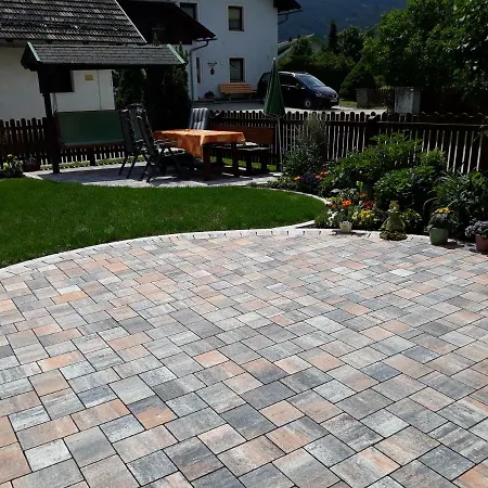 Haus Dorfer Couette-café 3*